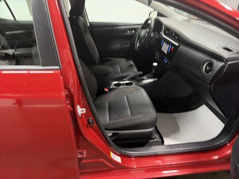 Used 2019 Toyota Corolla LE FWD image 29