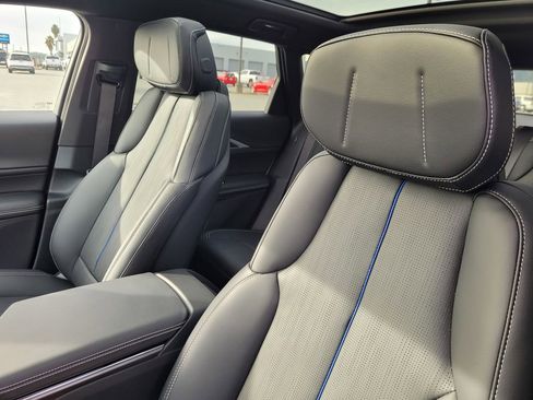 New 2026 Cadillac Lyriq Luxury image 12