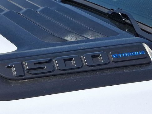 New 2026 RAM 1500 Express AWD/4WD image 14