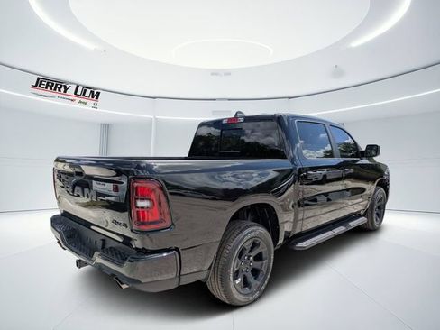 New 2026 RAM 1500 Express AWD/4WD image 3