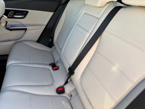New 2026 Mercedes-Benz GLC 300 image 22