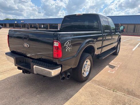 Used 2013 Ford F250 XLT w/ XLT Interior Pkg AWD/4WD image 4