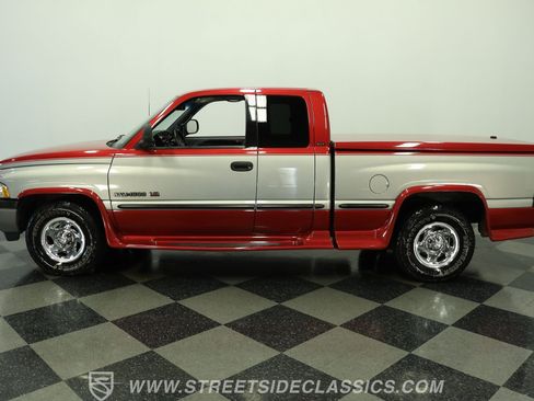 Used 1998 Dodge Ram 1500 Truck 2WD Quad Cab image 2