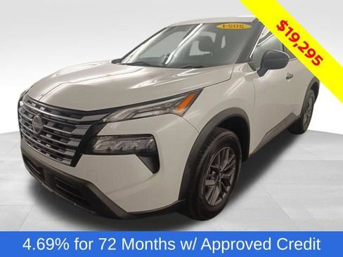 Used 2024 Nissan Rogue S FWD image 1