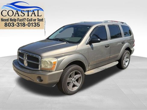 Used 2005 Dodge Durango SLT w/ Family Value Group AWD/4WD image 1