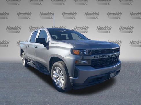 Certified 2022 Chevrolet Silverado 1500 Custom image 2