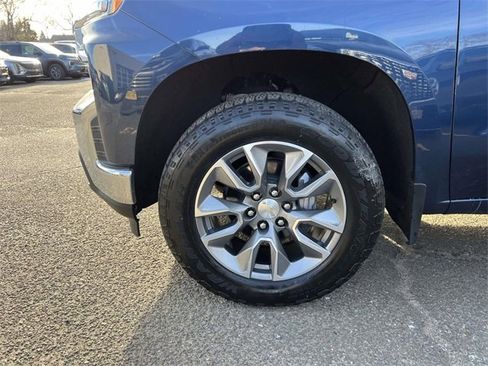 Certified 2022 Chevrolet Silverado 1500 LT image 9