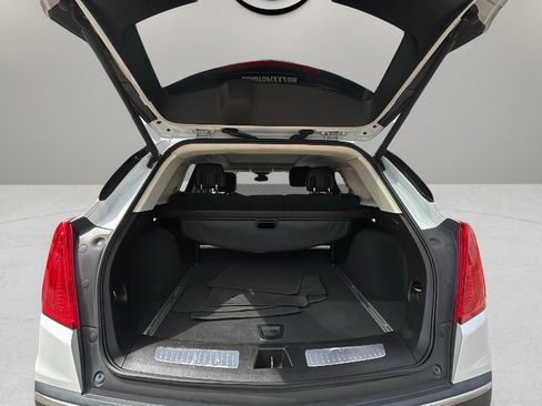 Used 2019 Cadillac XT5 Luxury FWD image 18