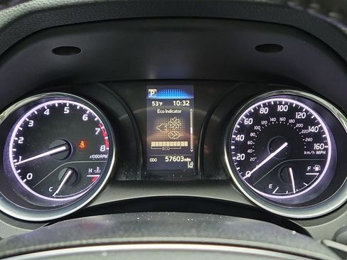 Used 2019 Toyota Camry SE image 21