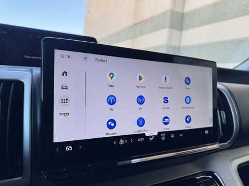 Certified 2025 Ford Expedition Active AWD/4WD image 29