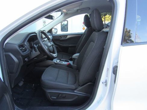 Used 2023 Ford Escape Active image 11