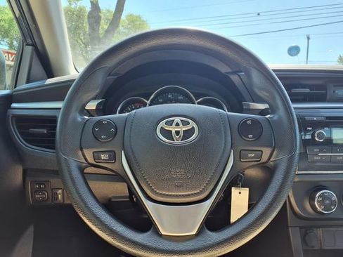 Used 2014 Toyota Corolla L FWD image 19