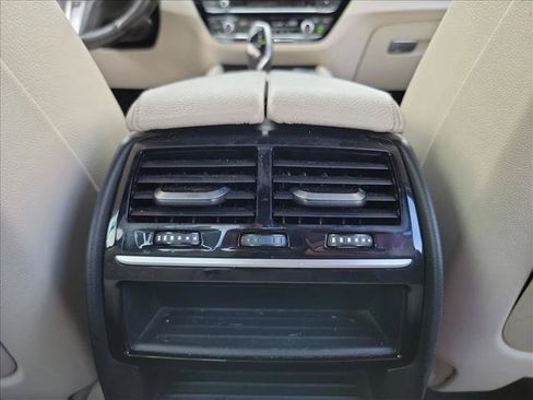 Used 2018 BMW 530i RWD image 17
