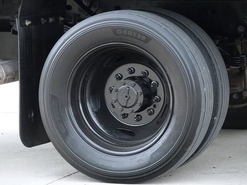 Used 2019 Ford F550 4x4 Crew Cab Super Duty w/ Power Equipment Group image 45