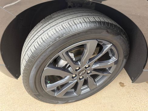 Used 2024 Chevrolet Equinox RS image 9