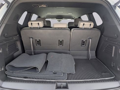 New 2026 GMC Acadia Elevation w/ Elevation Premium Package FWD image 25