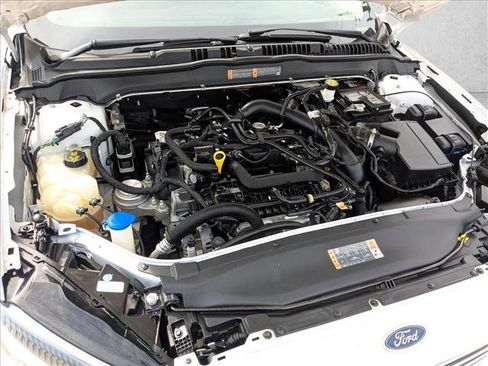 Used 2020 Ford Fusion SEL FWD image 25