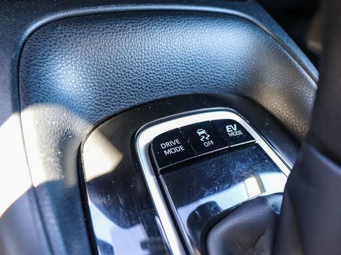 Used 2021 Toyota Corolla LE w/ Carpet Mat Package (TMS) FWD image 22