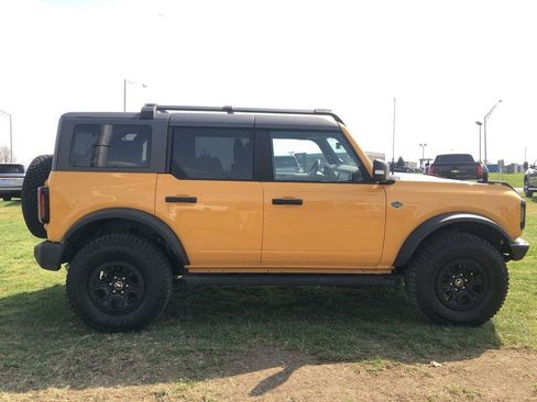 Used 2022 Ford Bronco Wildtrak AWD/4WD image 14