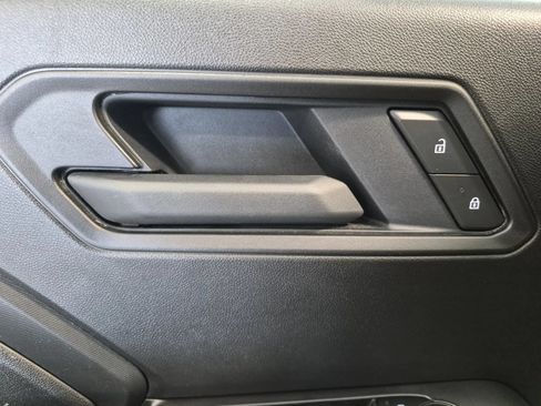 Used 2025 Chevrolet Colorado Trail Boss AWD/4WD image 21