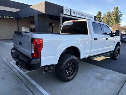 Used 2019 Ford F250 XLT w/ XLT Value Package image 18
