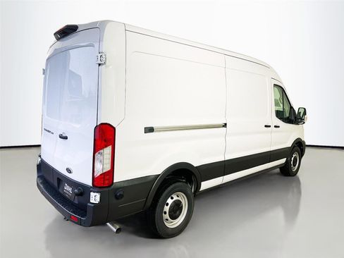 New 2025 Ford Transit 250 148 Medium Roof image 7