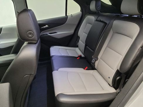 Used 2018 Chevrolet Equinox Premier AWD/4WD image 18