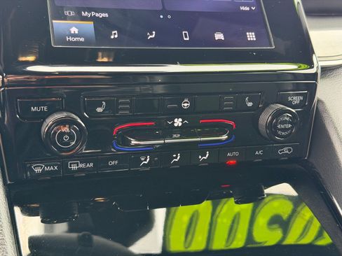 Used 2023 Jeep Grand Cherokee Altitude image 22