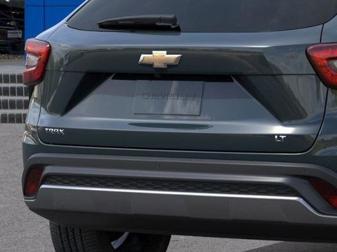 New 2026 Chevrolet Trax LT image 14