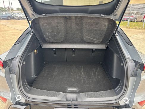 Used 2025 Buick Envista Sport Touring image 29