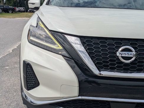 Used 2020 Nissan Murano S w/ Technology Package FWD image 9