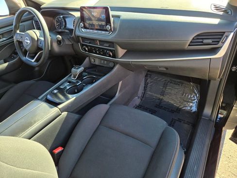 Certified 2024 Nissan Rogue S image 21