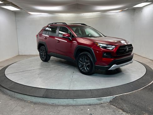 Used 2024 Toyota RAV4 Adventure image 7