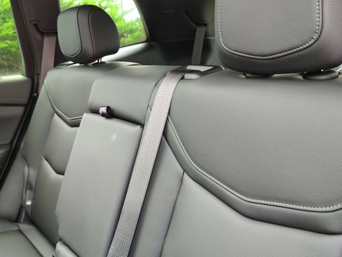 New 2025 Cadillac XT6 Luxury image 35