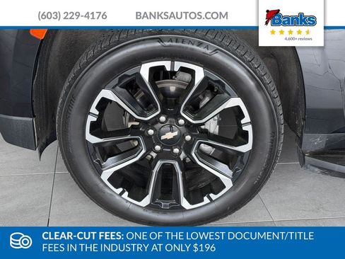 Certified 2024 Chevrolet Suburban Premier AWD/4WD image 4