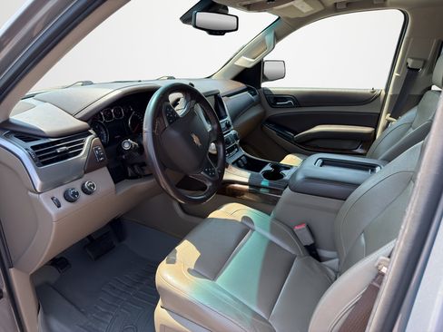 Used 2017 Chevrolet Suburban LT AWD/4WD image 12