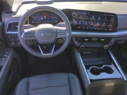 New 2026 Chevrolet Suburban RST image 81