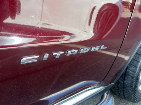 Used 2012 Dodge Durango Citadel w/ Trailer Tow Group IV image 4