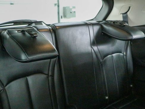 Used 2023 INFINITI QX60 Luxe w/ Cargo Package FWD image 30