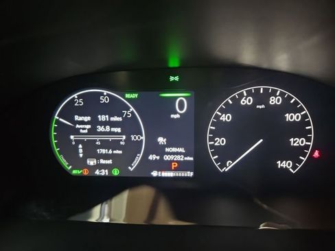 Used 2025 Honda CR-V Sport Touring image 16