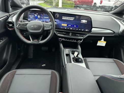 New 2026 Chevrolet Equinox EV RS image 12