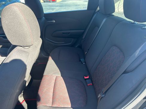 Used 2017 Chevrolet Sonic LT image 6