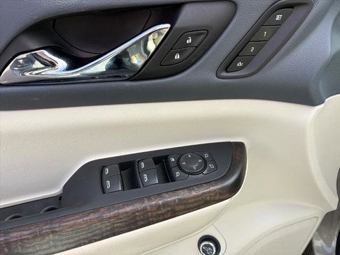 Certified 2023 GMC Acadia Denali w/ Denali Technology Package image 20