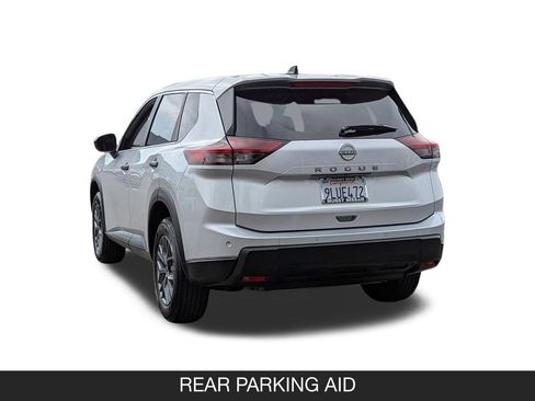 Used 2024 Nissan Rogue S FWD image 7
