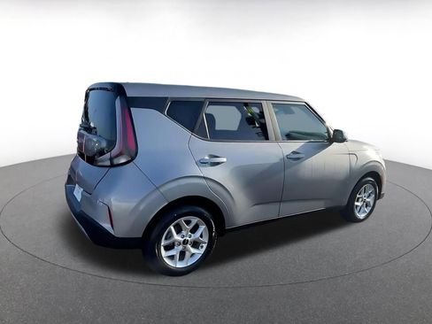 Used 2025 Kia Soul LX w/ LX Technology Package image 15