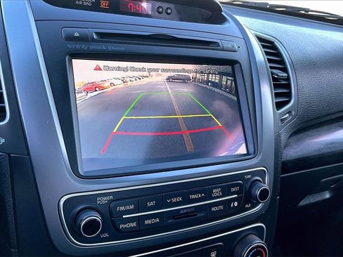 Used 2014 Kia Sorento SX w/ 3rd Row Package image 14
