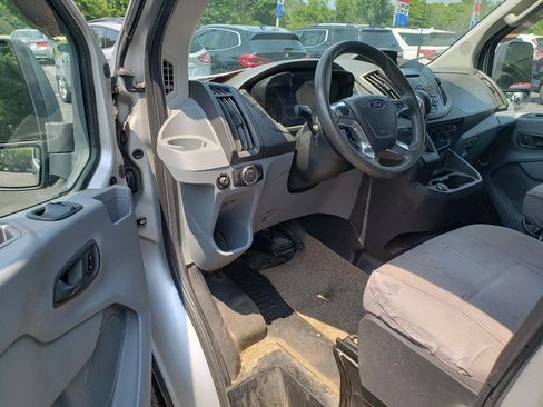 Used 2018 Ford Transit 250 130 Medium Roof w/ Interior Upgrade Package RWD image 10