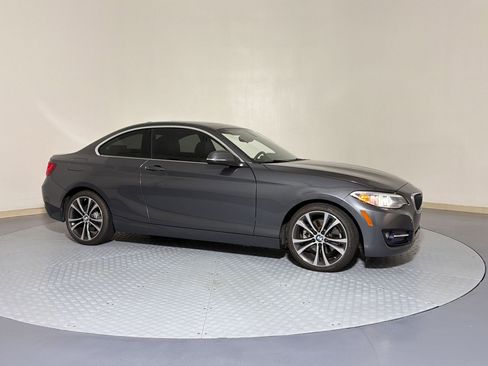 Used 2017 BMW 230i Coupe RWD image 4