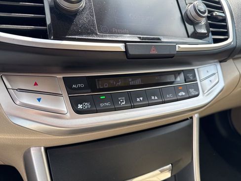 Used 2015 Honda Accord EX-L image 22
