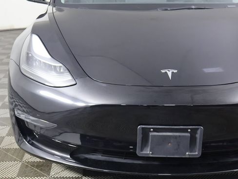 Used 2023 Tesla Model 3 Standard Range image 13